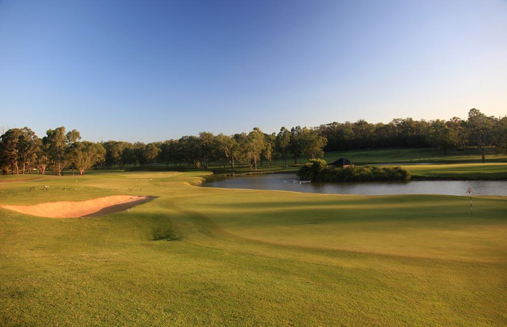Riverside Oaks Golf Resort Cattai Dış mekan fotoğraf